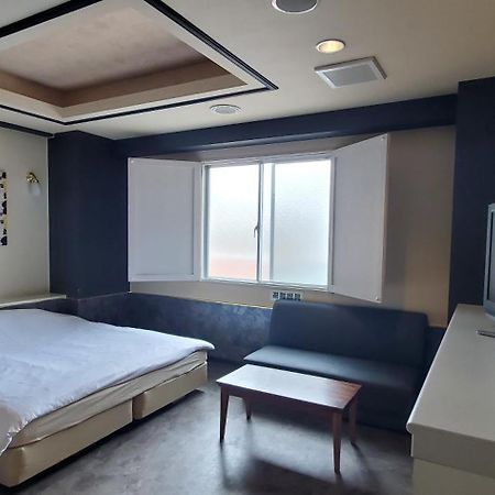 Hotel Golf Tsunashima (Adults Only) Yokohama  Exterior foto