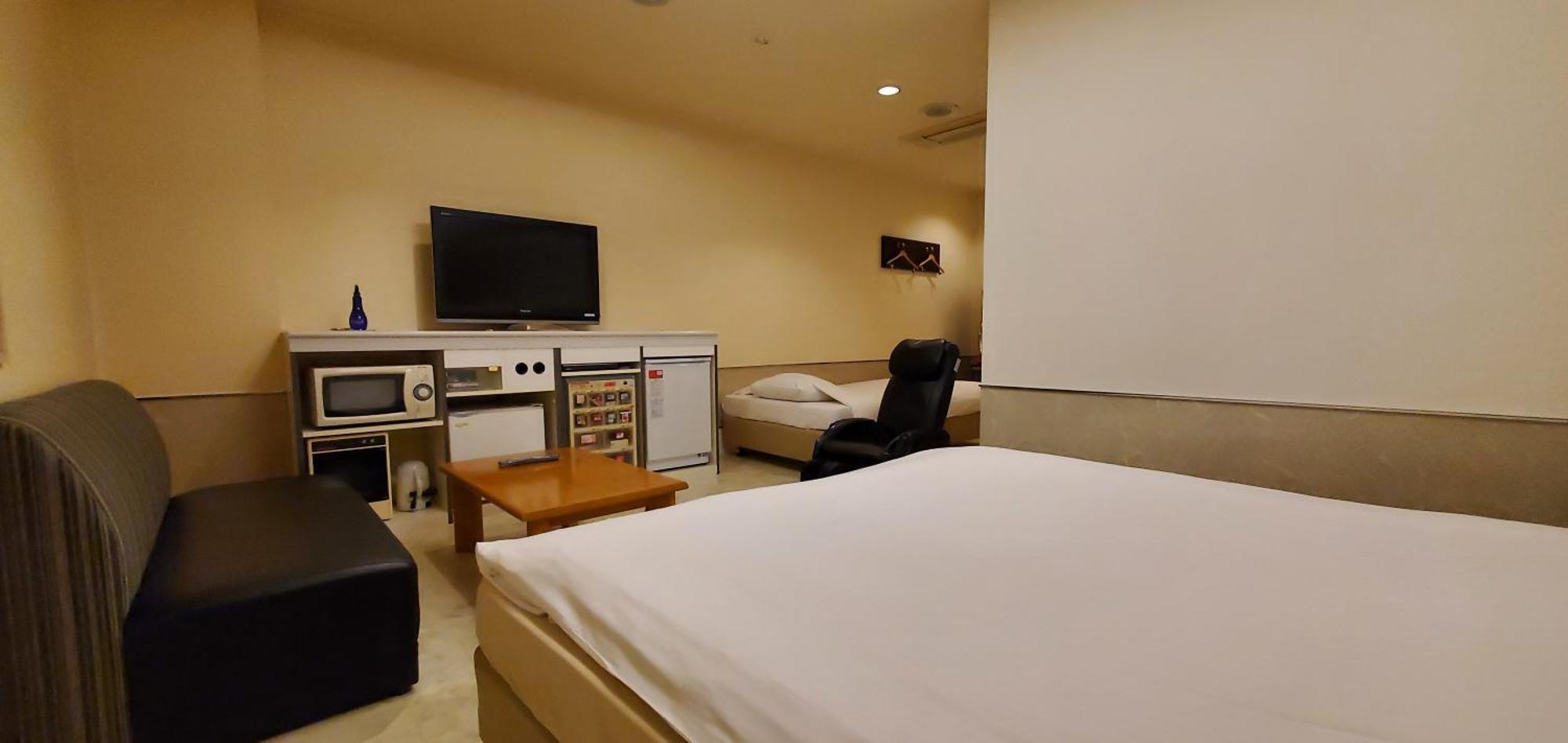 Hotel Golf Tsunashima (Adults Only) Yokohama  Exterior foto